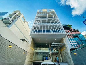 cho thuê nguyên tòa mt lam sơn khu văn phòng. dt: 9x20m. hầm 7 tầng. pccc