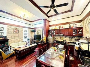 giảm sâu! bán nhà phố trung kính, gần phố, ô tô, kd sầm uất, ngõ thông đẹp, 60m2*5t, 15.3 tỷ