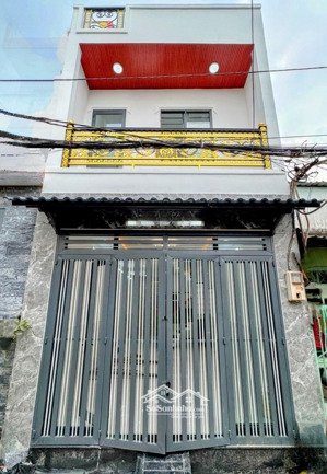 ngang lớn 4.5m - 2 tầng - gần chợ bình long - 42m2 - chỉ 4.28 tỷ