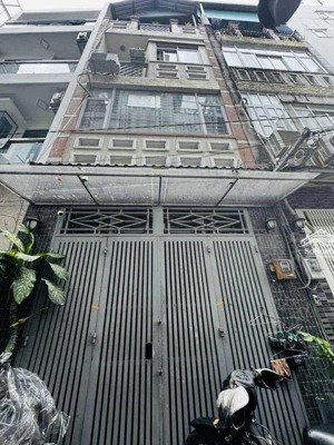 ô tô đỗ cửa, nguyễn kiệm sát công viên gia định, ngã tư phú nhuận, 4 tầng btct nhỉnh 7 tỷ.