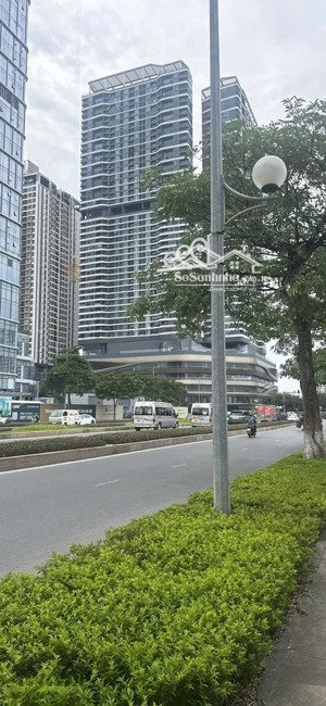 bán căn hộ 4pn, 3wc tại n01-t8 ngoại giao đoàn dt 140m full đồ đẹp