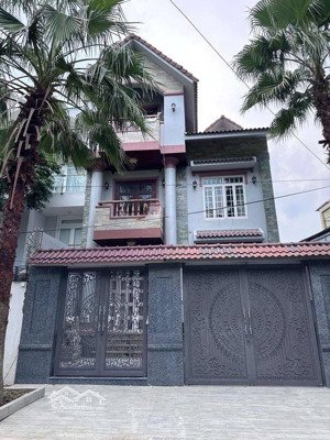 biệt thự đẹp quốc hương thảo điền, q2 diện tích 7x24m (168m2), gần ga metro, giá 38 tỷ tl