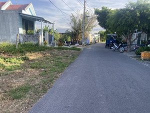 đất full thổ , gần kề khu đô thị cổ mã tu bông , tiềm năng cực lớn . giá 1tỷ 500 triệu.