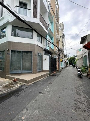 căn góc hai mặt tiền trịnh đình trọng, q11. dt 4x14m, 4 lầu, giá 9 tỷ tl