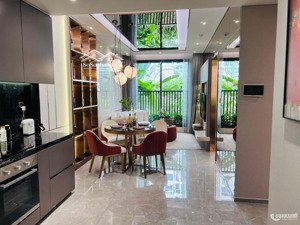 bán căn hộ cao cấp gần hồ tây chỉ hơn 100 triệu/m2 bàn giao full nội thất cao cấp