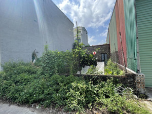 siêu hiếm bán đất giang biên, ngõ ô tô, gần chợ quán tình quang, 30m giá 3,7 tỷ