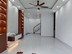 chính chủ bán nhà ngõ 180 tây mỗ 6 tầng thang máy oto lùi cửa