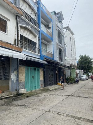 lê văn quới, bhh a- bình tân, nhà 4 tầng, dt 136m2, dòng tiền 50tr/th, giá 11.x tỷ