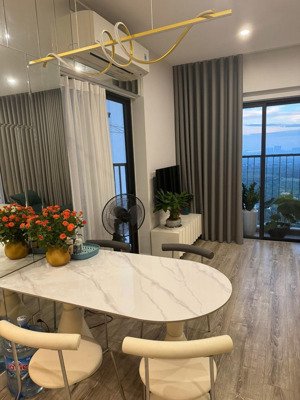 bán nhanh căn 58m lake 1 view sân gofl - full nội thất