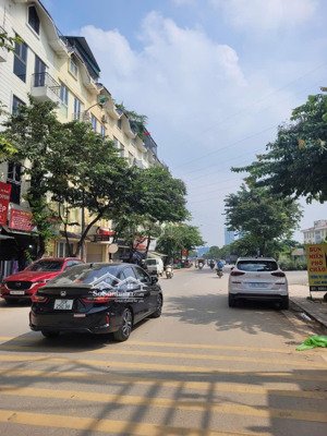 hơn 15 tỷ, liền kề 75m2 kđt đô nghĩa, hà đông