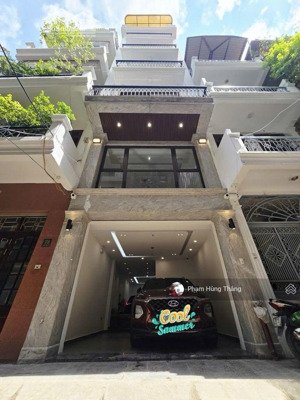 chủ nhà cần bán nhanh căn nhà phố trần đại nghĩa.hai bà trừng.72m.6t.mt 4,2m.thang máy. chỉ 20,96