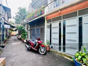 đối diện coop quang trung - sát mặt tiền đường - hẻm 3m thông - 2 tầng btct - 3pn - 49m2 - 4.89 tỷ