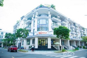 chính chủ bán nhà mặt tiền kđt vạn phúc - dt: 268,6 m2 tại đường số 40, phường hiệp bình, tp. hcm