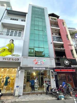 bán nhà mặt tiền võ văn tần quận 3, dt 4.95m x 15.5m 5 tầng có thang máy, hdt 100tr/tháng chỉ 39 tỷ