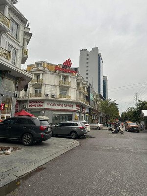 bán nhà mặt phố vạn phúc hà đông, 2 thoáng kinh doanh bất chấp, dt 73,6m - 2 tầng - mặt tiền 3,8.