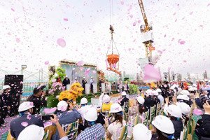 chủ cần bán 2pn a5.9 essensia sky giá5.3ty