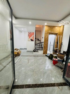 siêu phẩm;yên hòa cầu giấy-6 tầng thang máy-nhà mới kính koong-full nội thất-nhỉnh 10 tỷ