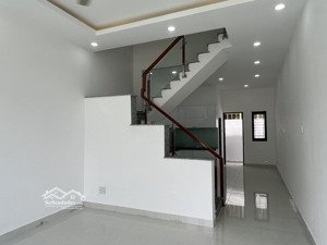 cho thuê nhà phố phước đông new city nhà mới đẹp, giá chỉ 8 triệu/tháng