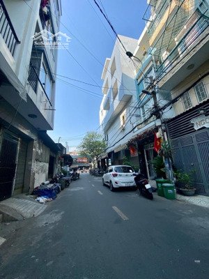 bán nhà lê văn quới hẻm 8m, 60m2, btct 3 tầng, giá nhỉnh 7 tỷ