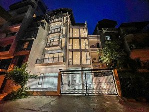 cho thuê văn phòng nhà mới siêu đẹp tại phố từ hoa giá cực tốt