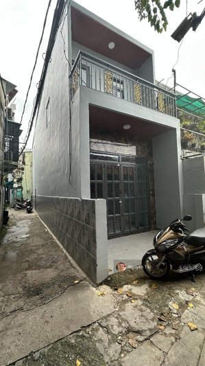 hàng nóng, âu cơ tân phú, 64m2, 2 tầng mới ken, 4pn, hẻm 3,5m sát mặt tiền, chỉ nhỉnh 4 tỷ.