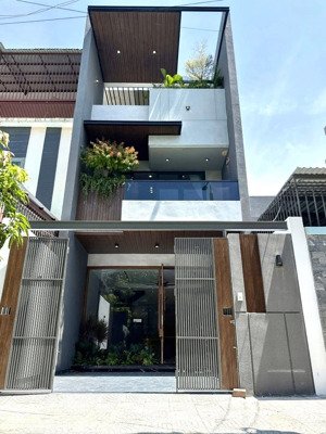 nhà đẹp trung tâm thới hòa- 1 trệt 2 lầu, 3pn, sổ riêng, giá cực tốt!