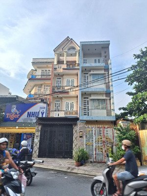 cho thuê nhà phố mặt tiền đường kinh doanh khu tên lửa bình tân