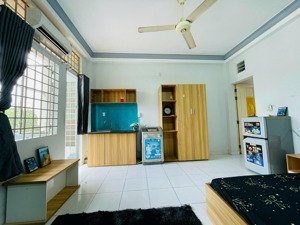 phòng trọ cao cấp full nội thất có bang cong lớn giá 5.8 tr/th đường xuân diệu tân bình