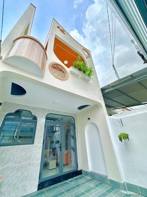 bán nhà đẹp hoàn công ngay bệnh viện đa khoa thống nhất 2,8 tỷ chốt sớm ưu đãi lớn