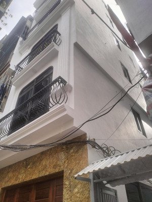 bán nhà lô góc 40m 5 tầng dịch vọng hậu cầu giấy hà nội nhà mới koong nhà thiết kế hiện đại 6 phòng