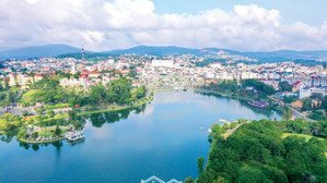 cho thuê mặt tiền đường lớn phương 6 đà lạt liên hệ uyên 1