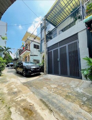 căn 1 lầu 2pn 50m2 rất thích hợp cho gia đình nhỏ, hxh, đường bùi thanh khiết,tân túc, bình chánh