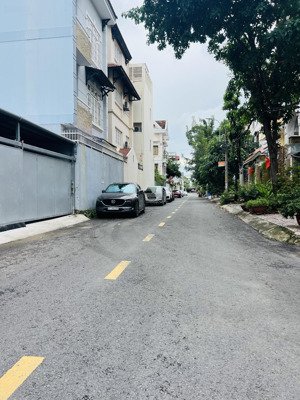 bán nhà quận 2- mặt tiền đường nguyễn tuyển khu đồng bộ kinh doanh đa ngành nghề-chỉ 13,5 tỷ