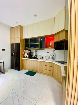 bán nhà đẹp khu compound cộng hòa, 5pn, 4 tầng, hẻm 6m, sát lotte mart, sân bay,giá 16,9 tỷ.