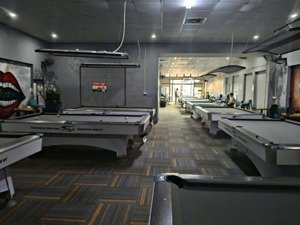 sang nhượng quán bi a mặt phố phúc diễn: full 9 bàn đang hoạt động, dt 300m2, giá thuê 35tr