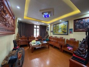 biệt thự víp phùng khoang,130m2 _ thang máy nội thất full cao cấp_ nơi an cư lý tưởng