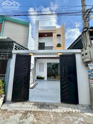 NHÀ LẦU MỚI TINH NGAY GẦN TRUNG TÂM PHƯỜNG – NHÀ XINH GIÁ CHỈ 1 TỶ HƠN