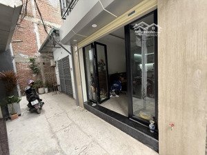 bán nhà ngọc thụy, 4 tầng 33m ô tô sát nhà,5p sang phố cổ.nhỉnh 5 tỷ