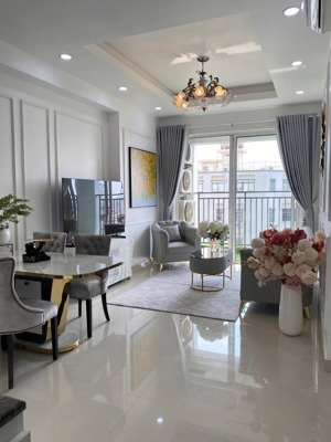 bán căn 3pn2wc có hđmb tặng lại toàn bộ nội thất giá bán nhanh trong tuần