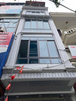 giải phóng - nhà phân lô oto tránh - kinh doanh - 15m ra đường giải phóng