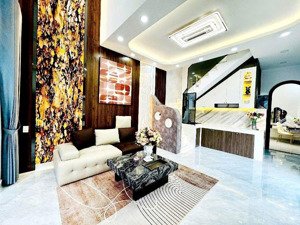 nhà phố xe hơi đậu cửa - vài bước ra mt thống nhất - gò vấp - 4.1m11m - 5.x tỷ