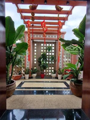 _ siêu phẩm biệt thự nhà vườn_ hiệp bình chánh_166m2_24,t, full nội thất gỗ sồi - đường nhựa 1