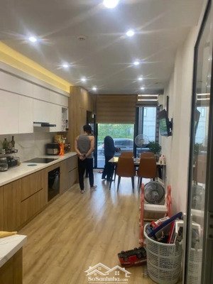 siêu phẩm nhà mặt phố, quận tây hồ thang máy vỉa hè rộng kinh doanh đa dạng