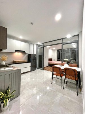 phòng trọ 1 phòng ngủ, 55m2 - 8triệu/tháng q.tân bình,gần sân bay - có máy giặt riêng