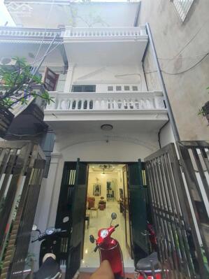 CHỦ BÁN GẤP - THÍCH Ở BIỆT THỰ - SÂN VƯỜN - GIÁ RẺ - NHÀ ĐẸP - ĐỐNG ĐA - 130M GIÁ 17.599 TỶ