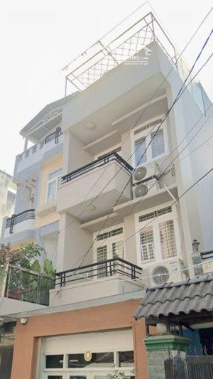 bán nhà hẻm 5m đường trường chinh,tân bình,dt 4 x 13m,4 tầng, 4pn,5wc.
