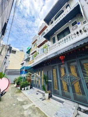 bán nhà hẻm 4,5m đường quang trung, p.14, 3,8 x 13, 3 tầng giá 5.6 tỷ tl