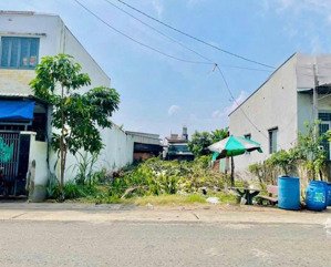 kẹt vốn bán gấp lô đất nhựa 8m trần tử bình- củ chi 6x30m full thổ-shr