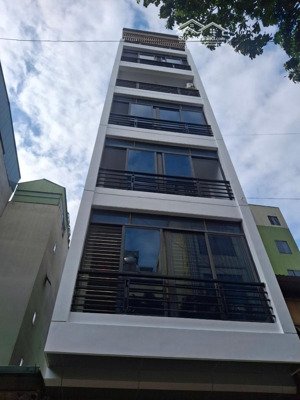 liền kề dịch vụ la khê hà đông tòa nhà văn phòng dt : 52m x7tầng xmt4,2m thang máy - phân lô vỉa h