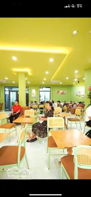 bán chdv 211 m2 nguyễn chí thanh đối diện bv chợ rẫy, gồm quán cafe trệt & 21 phong, giá 35 tỷ